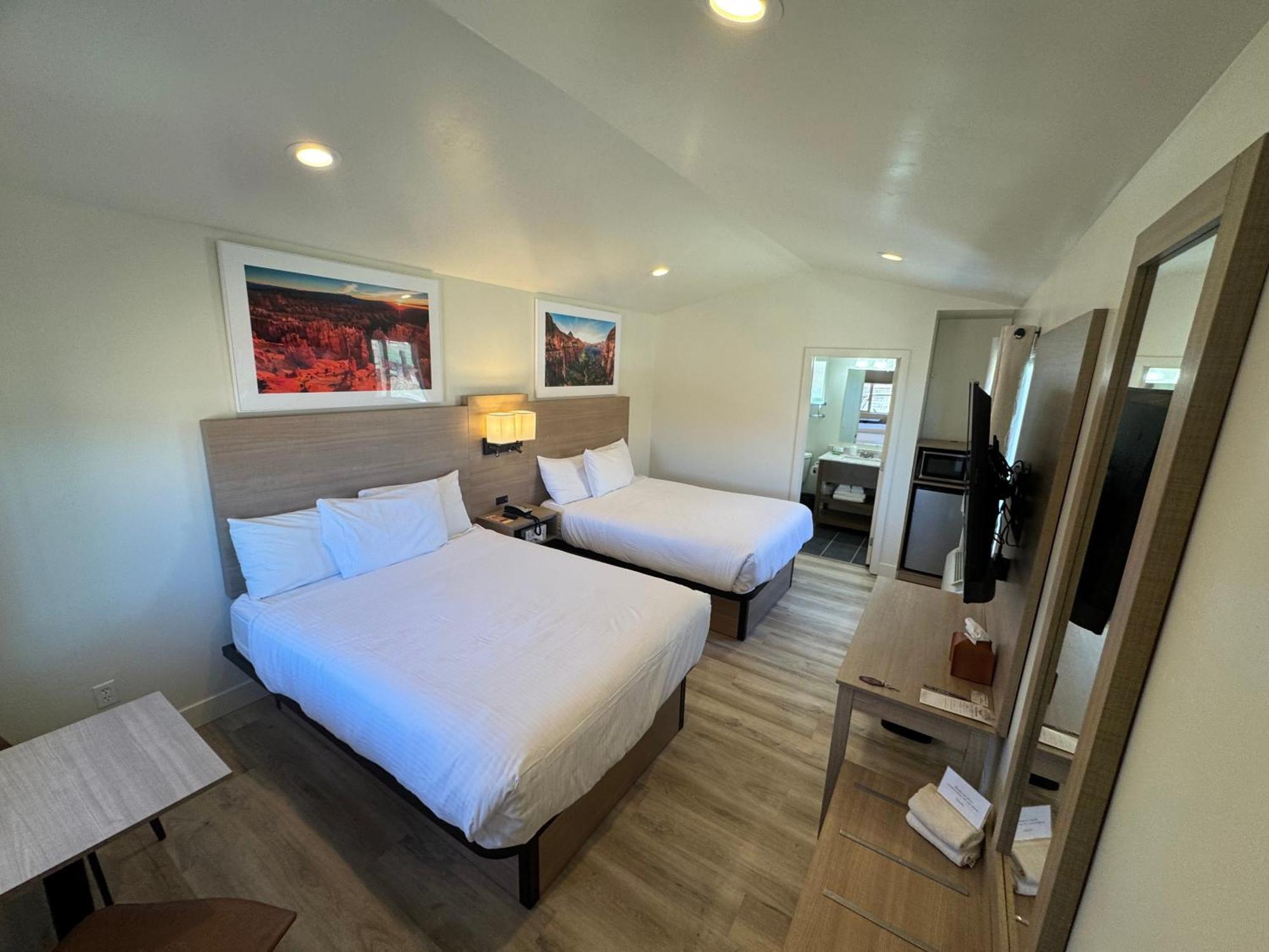 Mountain Ridge Cabins & Lodging Between Bryce And Zion National Park Hatch Εξωτερικό φωτογραφία